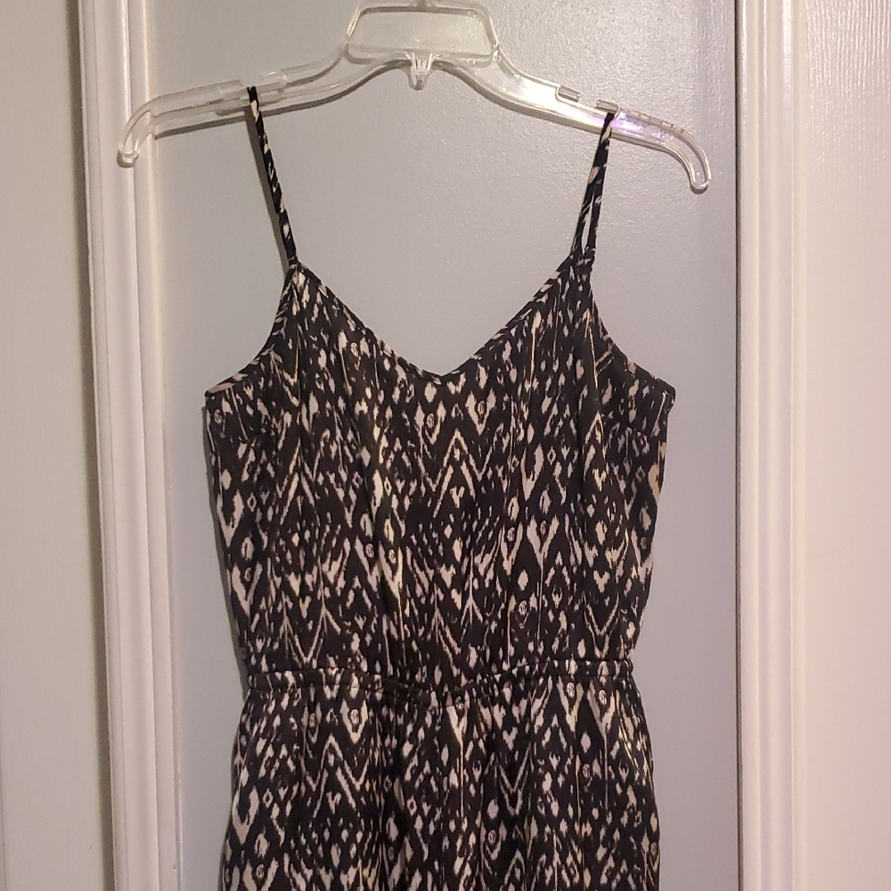 H&M Black and Cream Geometric Midi Dress